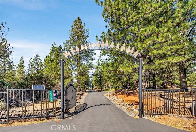 15756 Fitzgerald Court, Forest Ranch, CA 95942