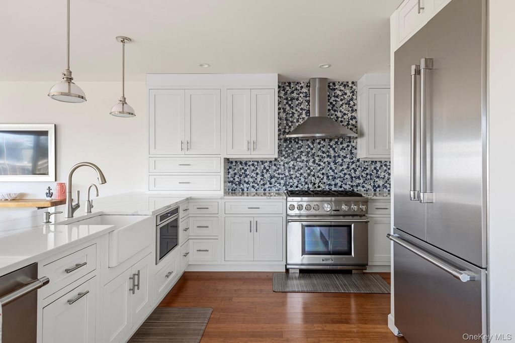 362 Surf Road, Ocean Beach, NY 11770 — photo 4