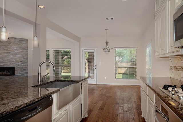 8858 Van Allen Drive, The Woodlands, TX 77381
