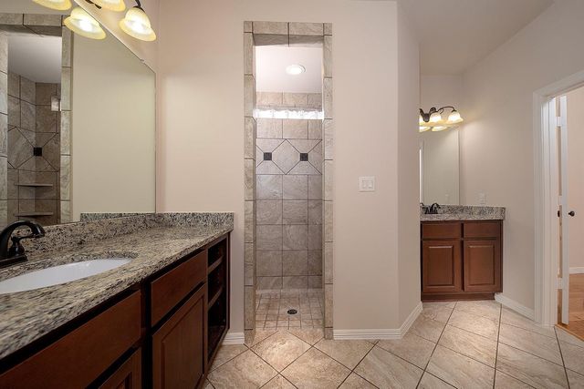 8858 Van Allen Drive, The Woodlands, TX 77381