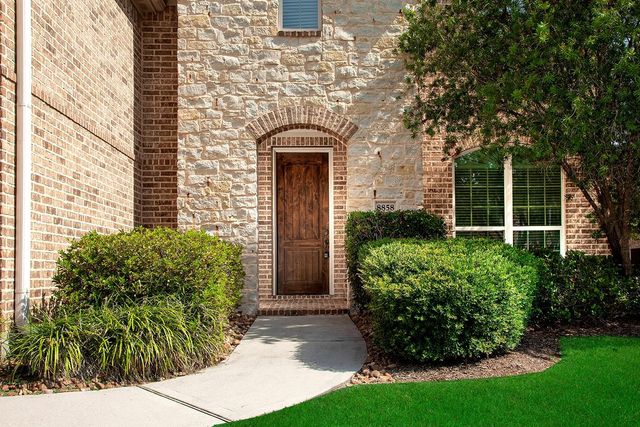 8858 Van Allen Drive, The Woodlands, TX 77381