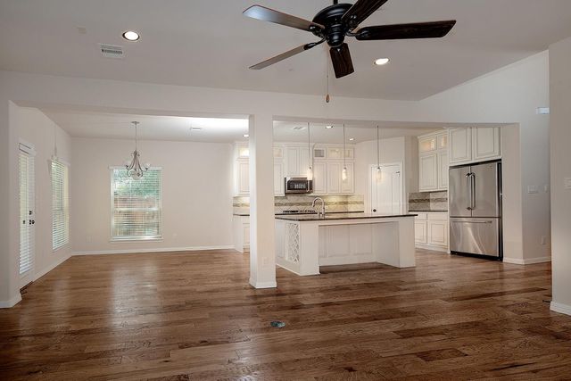 8858 Van Allen Drive, The Woodlands, TX 77381
