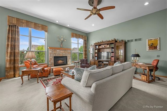 3064 Fairhaven Lane, Lake In The Hills, IL 60156