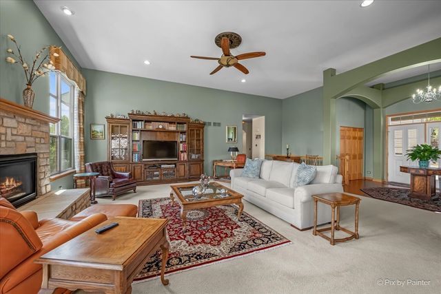 3064 Fairhaven Lane, Lake In The Hills, IL 60156