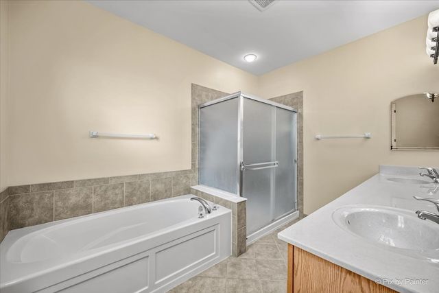 3064 Fairhaven Lane, Lake In The Hills, IL 60156