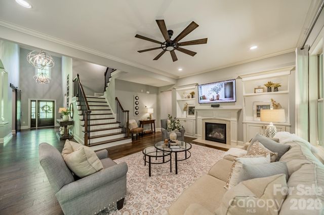 800 Hidden Pond Lane, Waxhaw, NC 28173