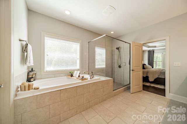 800 Hidden Pond Lane, Waxhaw, NC 28173