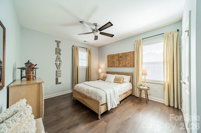 800 Hidden Pond Lane, Waxhaw, NC 28173