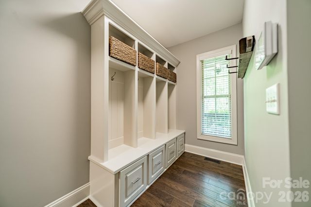 800 Hidden Pond Lane, Waxhaw, NC 28173