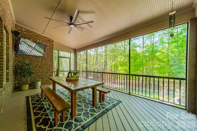 800 Hidden Pond Lane, Waxhaw, NC 28173