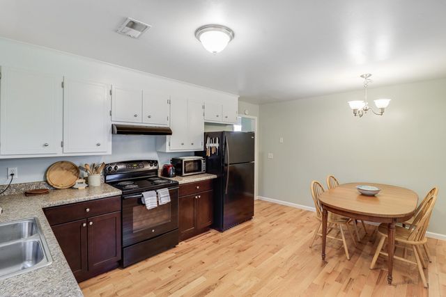 1728 Pinckney Park Drive B, Charleston, SC 29407