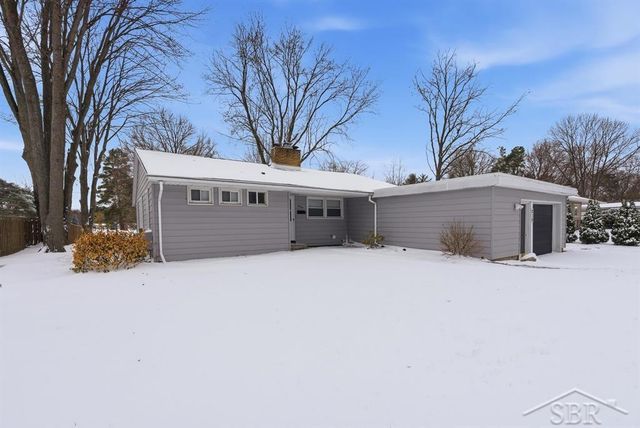 210 E Meadowbrook Drive, Midland, MI 48642