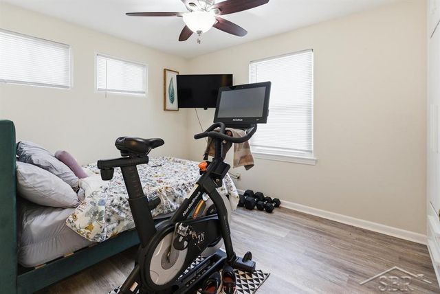 210 E Meadowbrook Drive, Midland, MI 48642