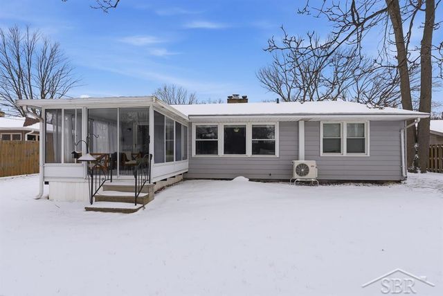 210 E Meadowbrook Drive, Midland, MI 48642