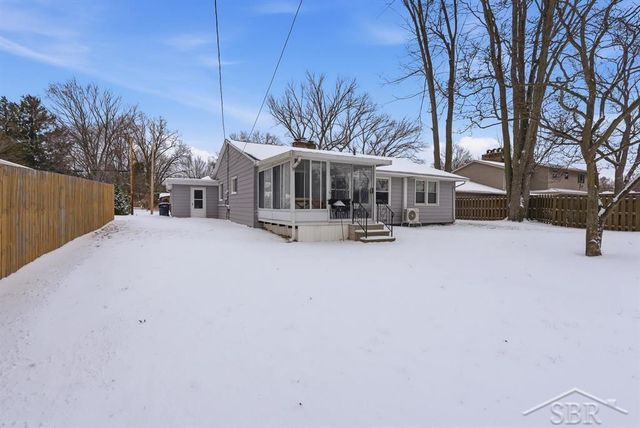 210 E Meadowbrook Drive, Midland, MI 48642