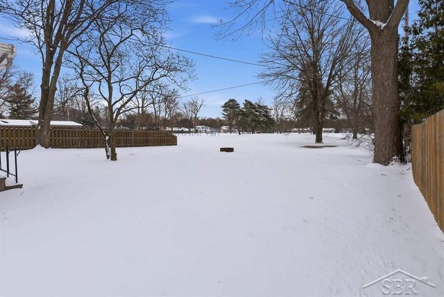 210 E Meadowbrook Drive, Midland, MI 48642