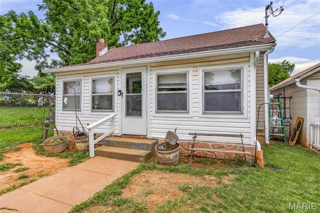 505 S Vandervoot Street, Desloge, MO 63601