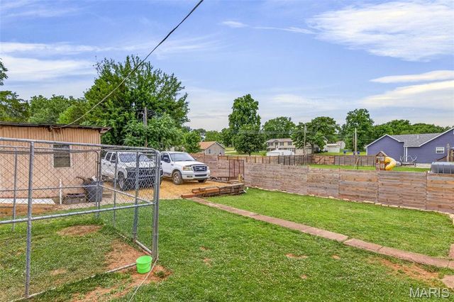 505 S Vandervoot Street, Desloge, MO 63601