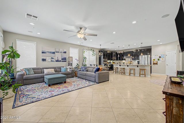 4526 E PORTOLA VALLEY Drive, Gilbert, AZ 85297