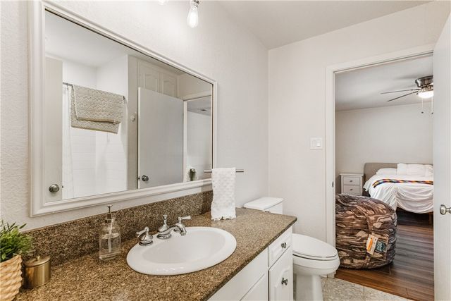 302 Cape Hatteras Dr, Corpus Christi, TX 78412