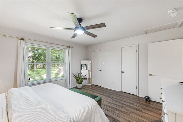 302 Cape Hatteras Dr, Corpus Christi, TX 78412