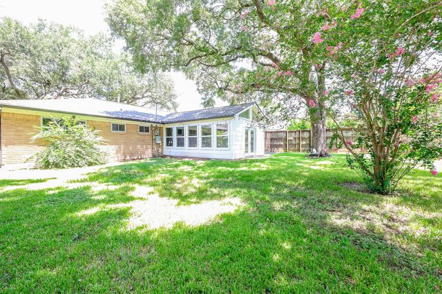 11931 Dunlap Street, Houston, TX 77035