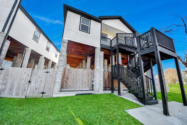 618 Maple Way B, Houston, TX 77015