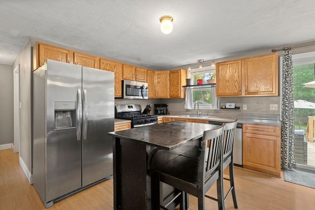 85 Baylies Rd 2, Taunton, MA 02780