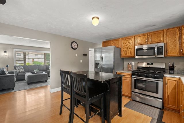 85 Baylies Rd 2, Taunton, MA 02780