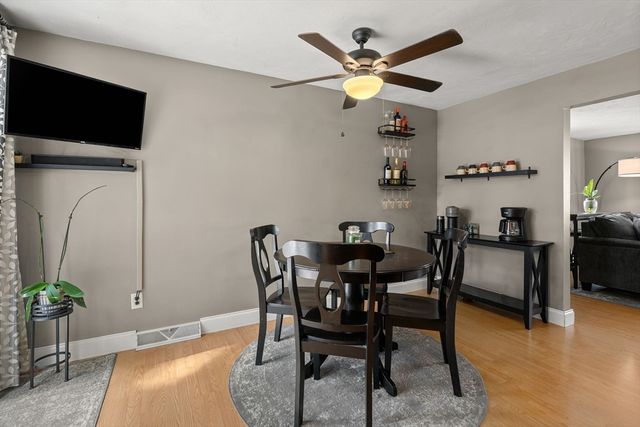 85 Baylies Rd 2, Taunton, MA 02780