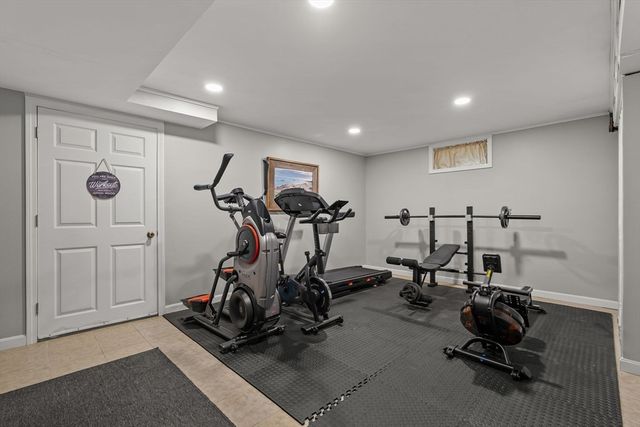 85 Baylies Rd 2, Taunton, MA 02780