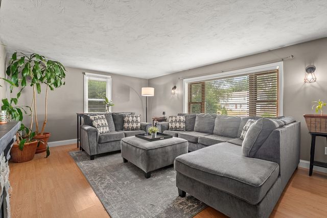 85 Baylies Rd 2, Taunton, MA 02780