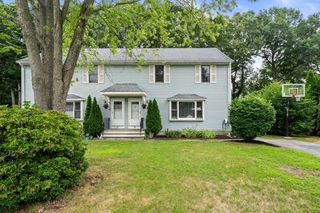 85 Baylies Rd 2, Taunton, MA 02780