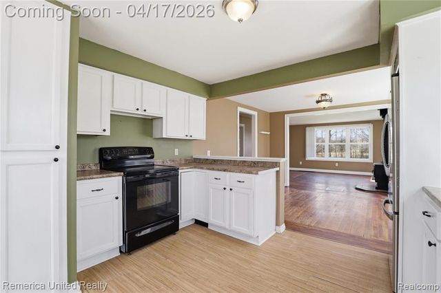 8375 Denton Hill Road, Fenton, MI 48430