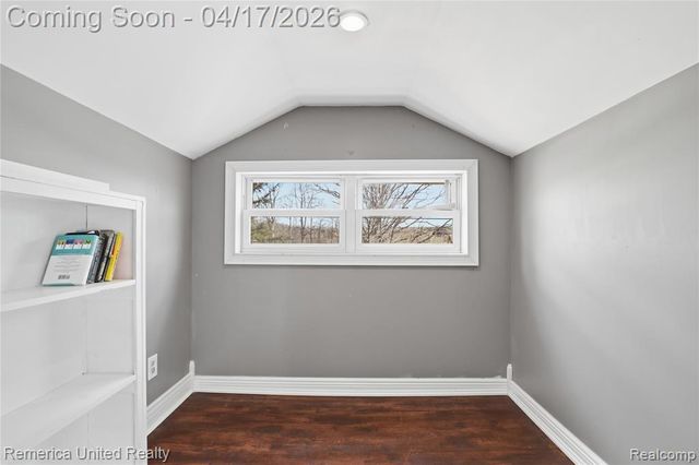 8375 Denton Hill Road, Fenton, MI 48430