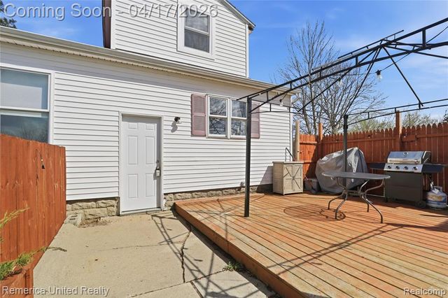 8375 Denton Hill Road, Fenton, MI 48430