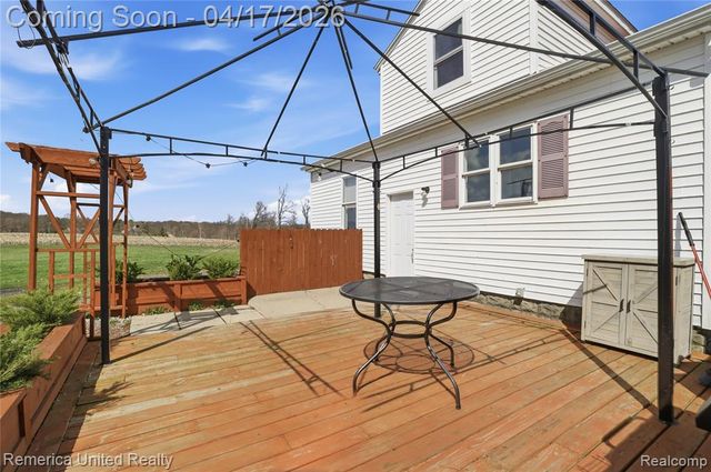 8375 Denton Hill Road, Fenton, MI 48430