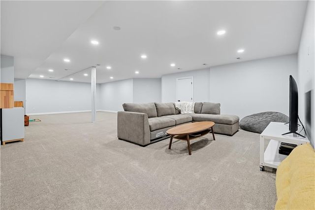 521 Pine Place, Rice Lake, WI 54868