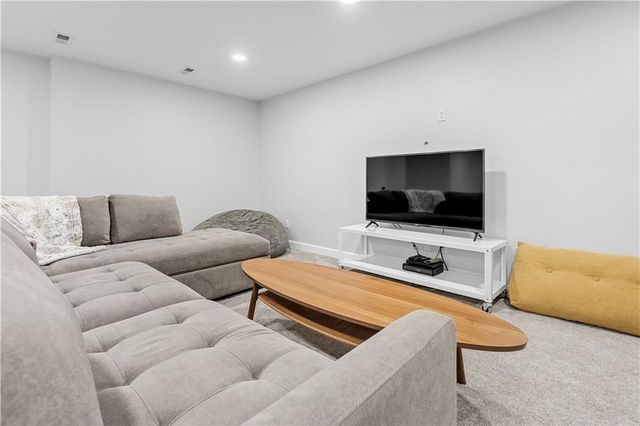 521 Pine Place, Rice Lake, WI 54868