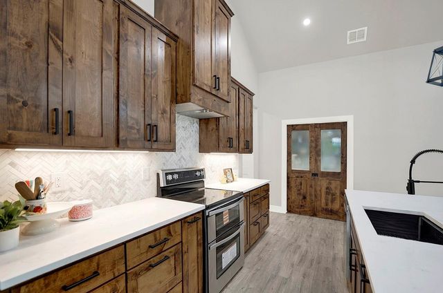 249 Cibolo Way, La Vernia, TX 78121