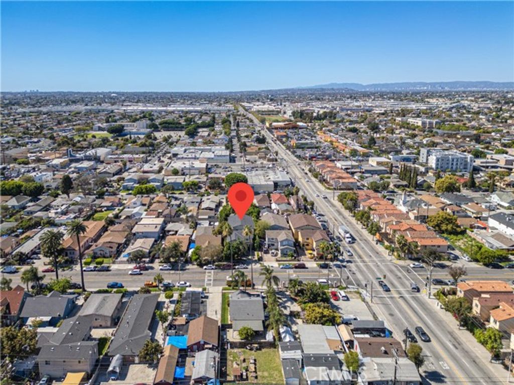 6371 Miramonte, Los Angeles, CA 90001