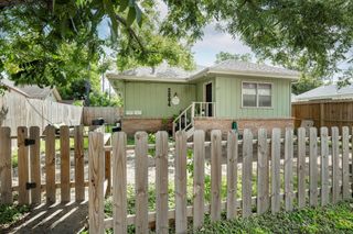 2804 Arlington Street, Houston, TX 77008