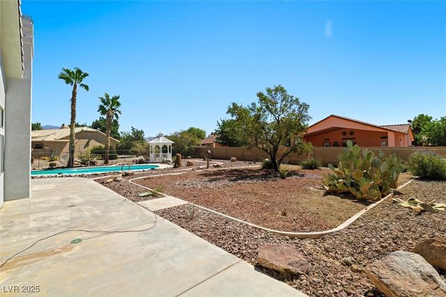 541 Tomahawk Court, Pahrump, NV 89060