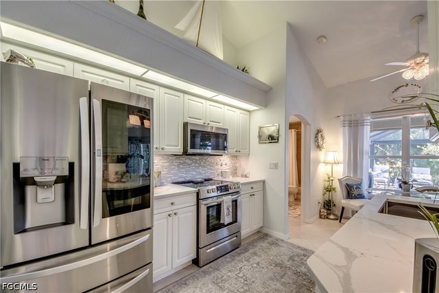 1621 NE 5th TER, Cape Coral, FL 33909