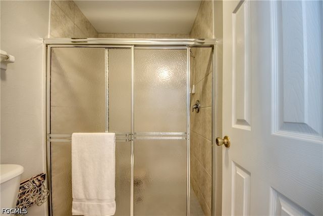 1621 NE 5th TER, Cape Coral, FL 33909