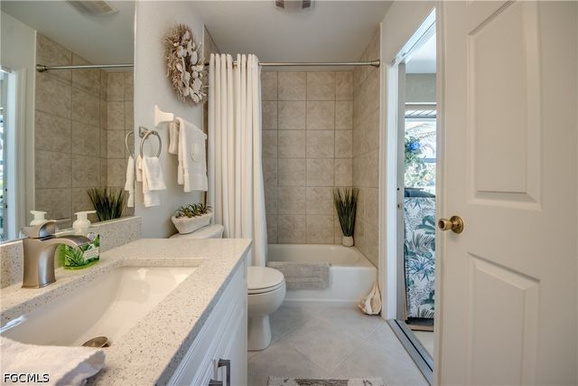 1621 NE 5th TER, Cape Coral, FL 33909