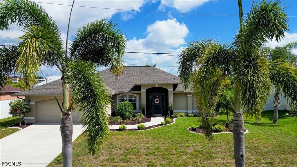 1621 NE 5th TER, Cape Coral, FL 33909
