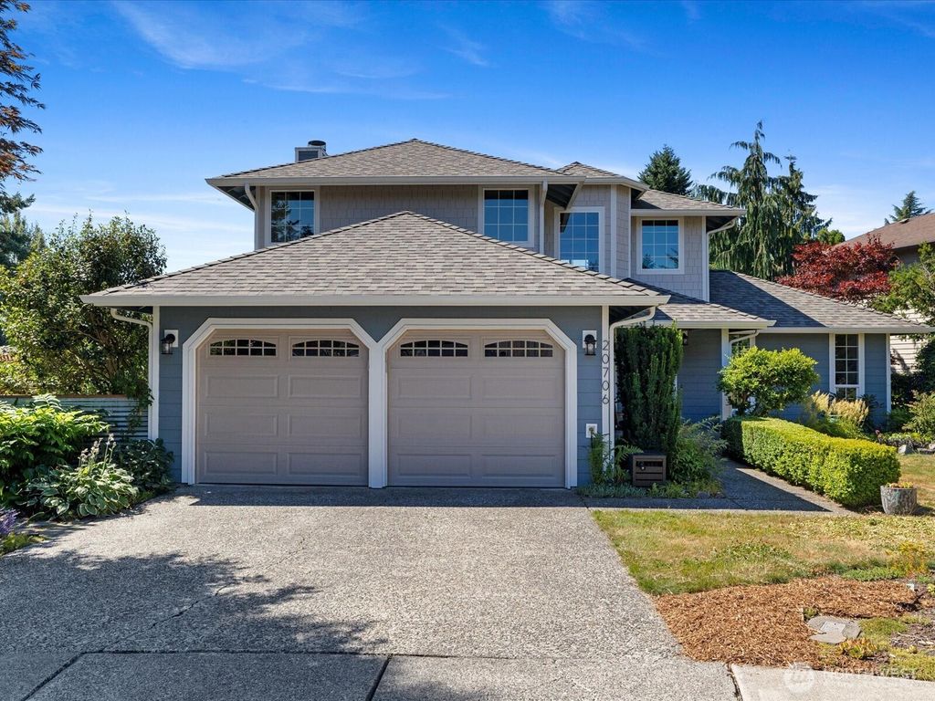 20706 29th Place W, Lynnwood, WA 98036