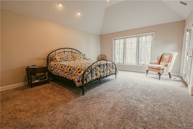 27 Fall Meadow Drive, Pittsford, NY 14534