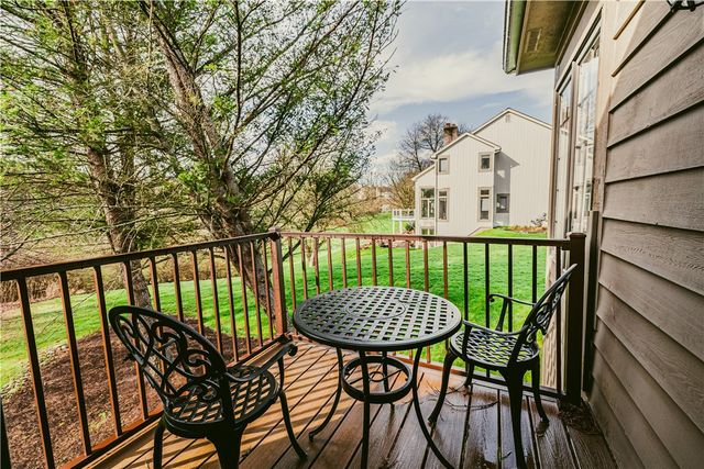 27 Fall Meadow Drive, Pittsford, NY 14534